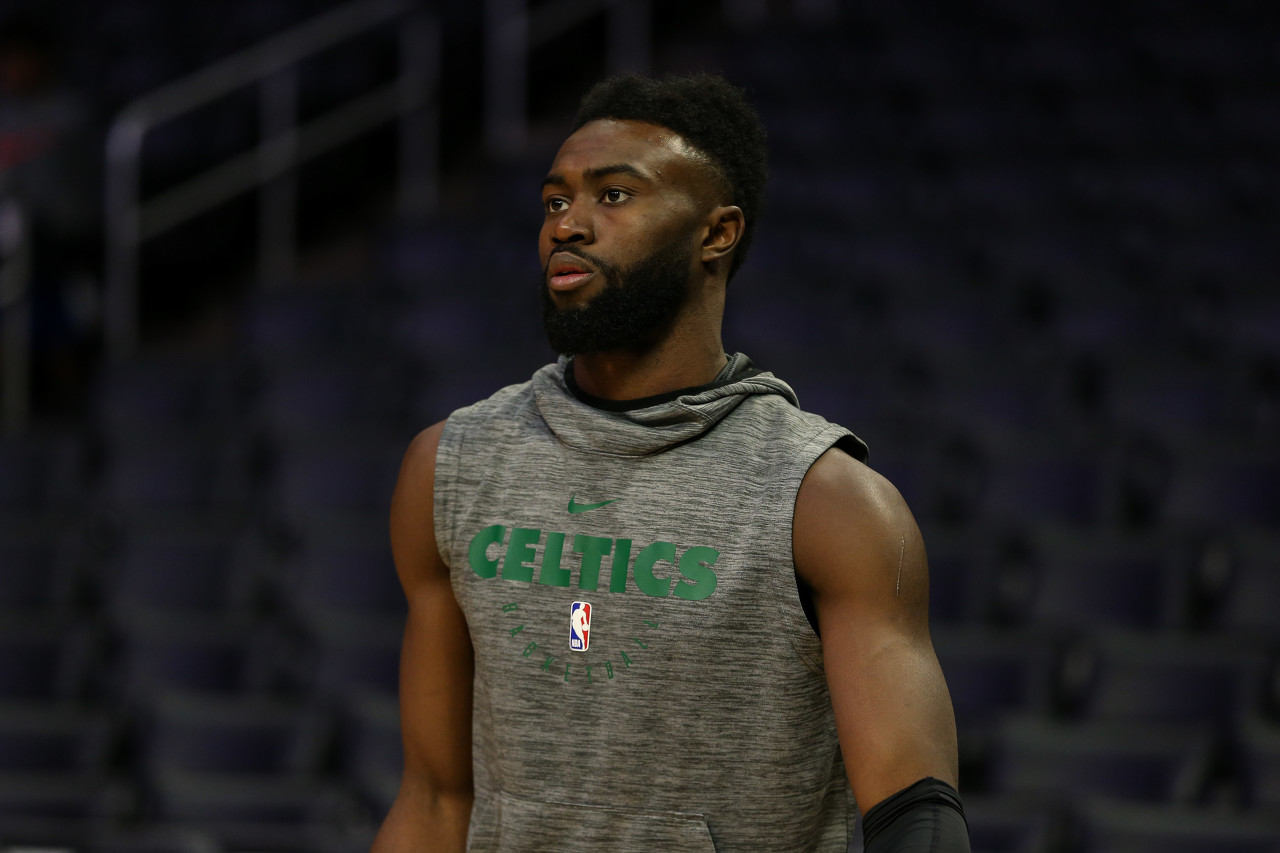 篮球火箭新秀连续三场得分20+，表现惊艳（火箭新秀连砍三场20+，表现耀眼）