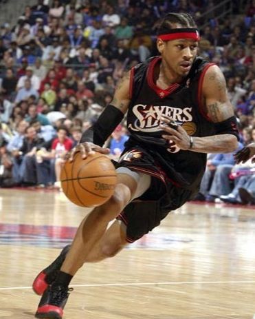 王晓龙：在西班牙踢球竞争很大，缺乏学习和社交能力会很困难（王晓龙：西班牙足坛竞争激烈，缺乏学习与社交能力将举步维艰）