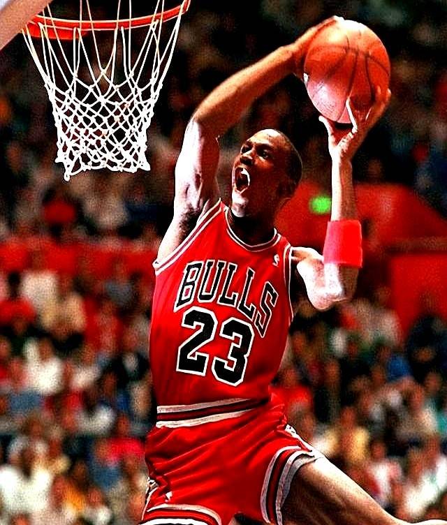 德拉富恩特：莫拉塔对西班牙很重要，国家队大门永远为他敞开（西班牙主帅德拉富恩特：莫拉塔至关重要，国家队大门始终向他敞开）