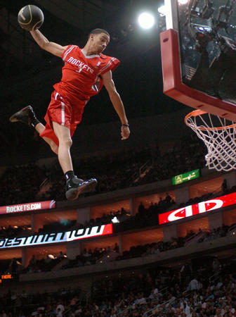 法媒：姆巴佩向巴黎索赔2.4亿欧，巴黎则要求姆巴佩赔偿1.8亿（法媒称姆巴佩向巴黎追讨2.4亿欧元，巴黎反向索赔1.8亿）