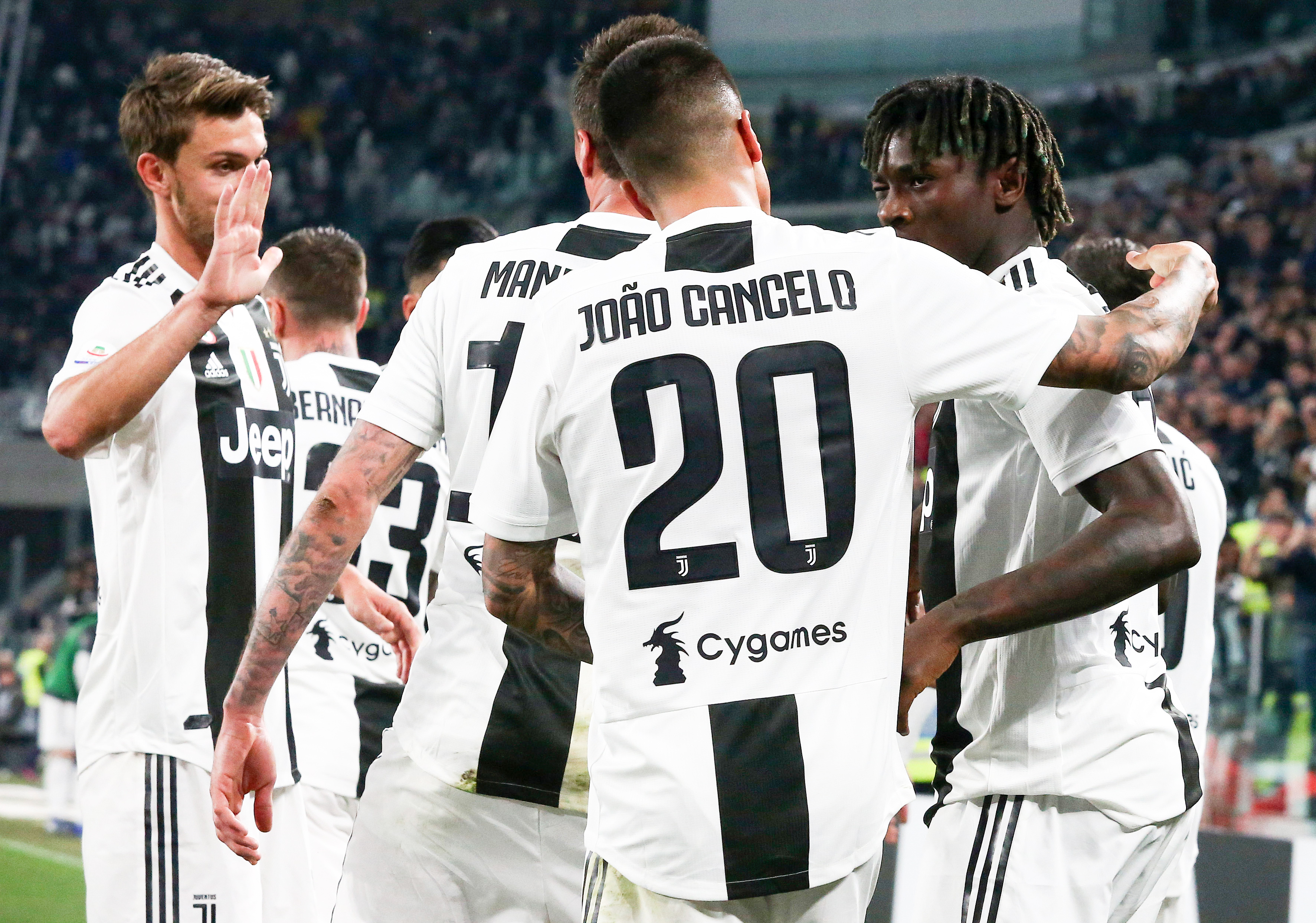 法尔克：拜仁已基本谈妥于帕续约条件，只差解约金条款的分歧（法尔克：拜仁与于帕续约基本达成一致，仅在解约金条款上仍有分歧）