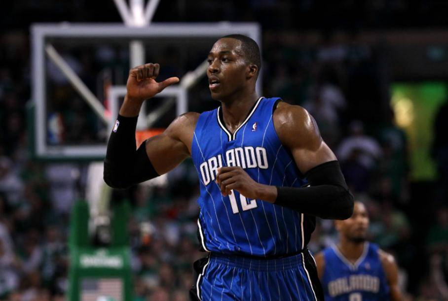 迈克·布朗谈沙梅特右肩伤情：将在未来几天接受全面评估（迈克·布朗称沙梅特右肩伤势将于近日进行全面评估）