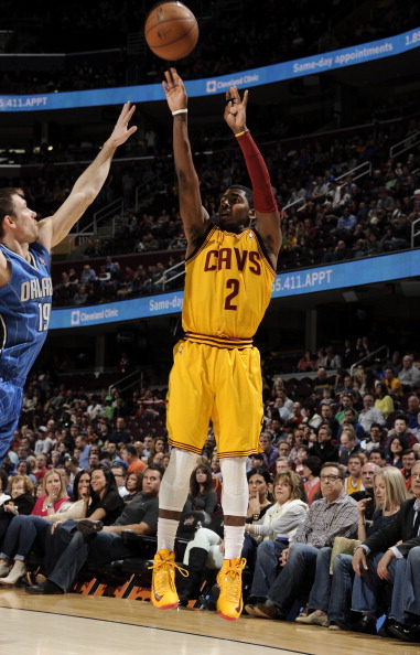 世欧预战报：巴克斯塔斯破门+染红，十人希腊3-2苏格兰（世预赛欧洲区：巴卡塞塔斯先破门后染红，10人希腊3-2力克苏格兰）