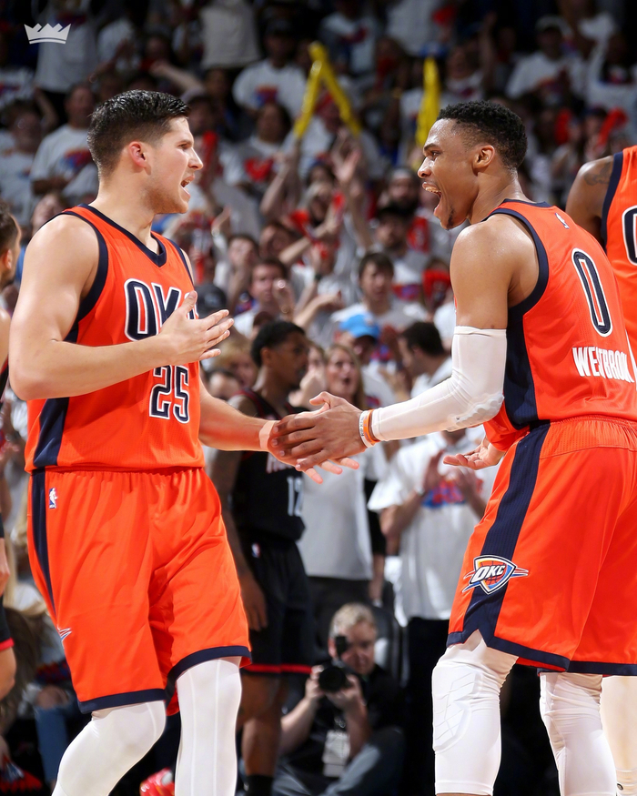 北京vs深圳前瞻：曾凡博或迎赛季首秀，北京冲击四连胜（京深之战前瞻：曾凡博有望赛季首次登场，北京力争四连胜）