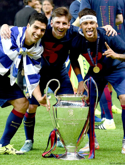 R.I.P.，前德国国青后卫赫特纳因缆车事故不幸坠亡，年仅34岁（前德国国青后卫赫特纳因缆车事故不幸离世，享年34岁）