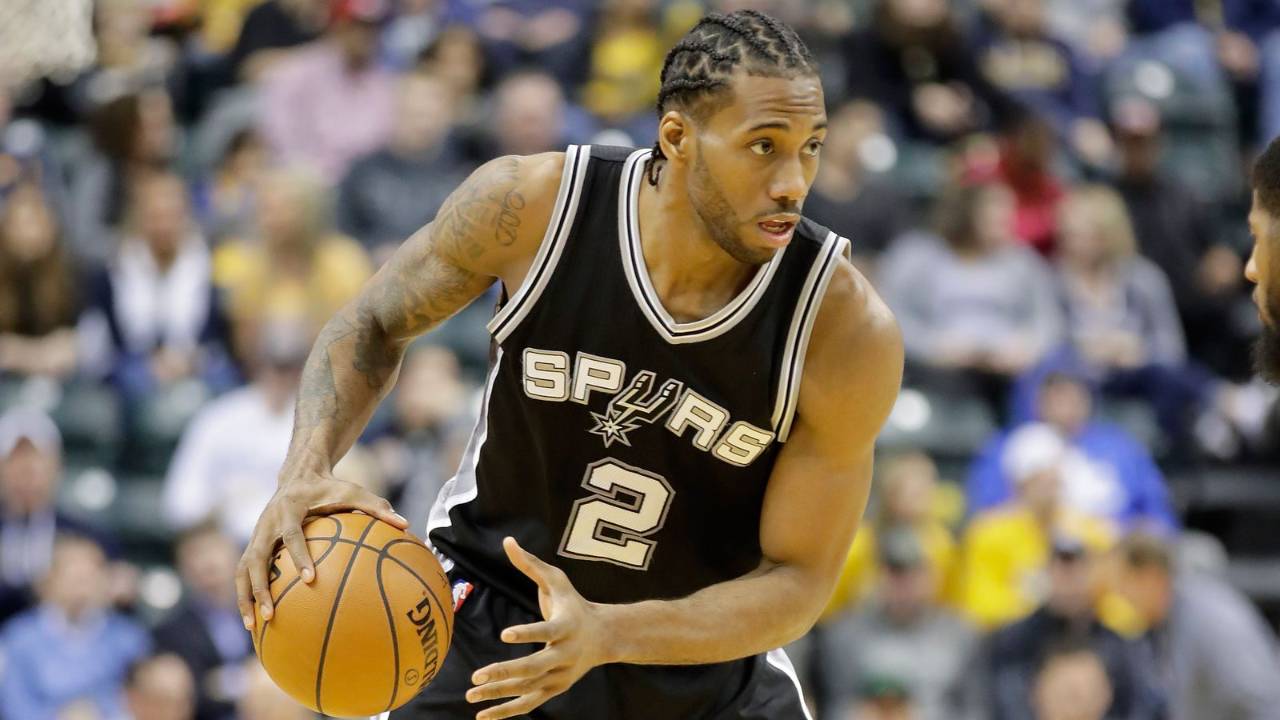 每体：对阵阿拉维斯，诺坎普的客队看台从南边换到了北边（每体：战阿拉维斯，诺坎普客队看台由南侧调整至北侧）