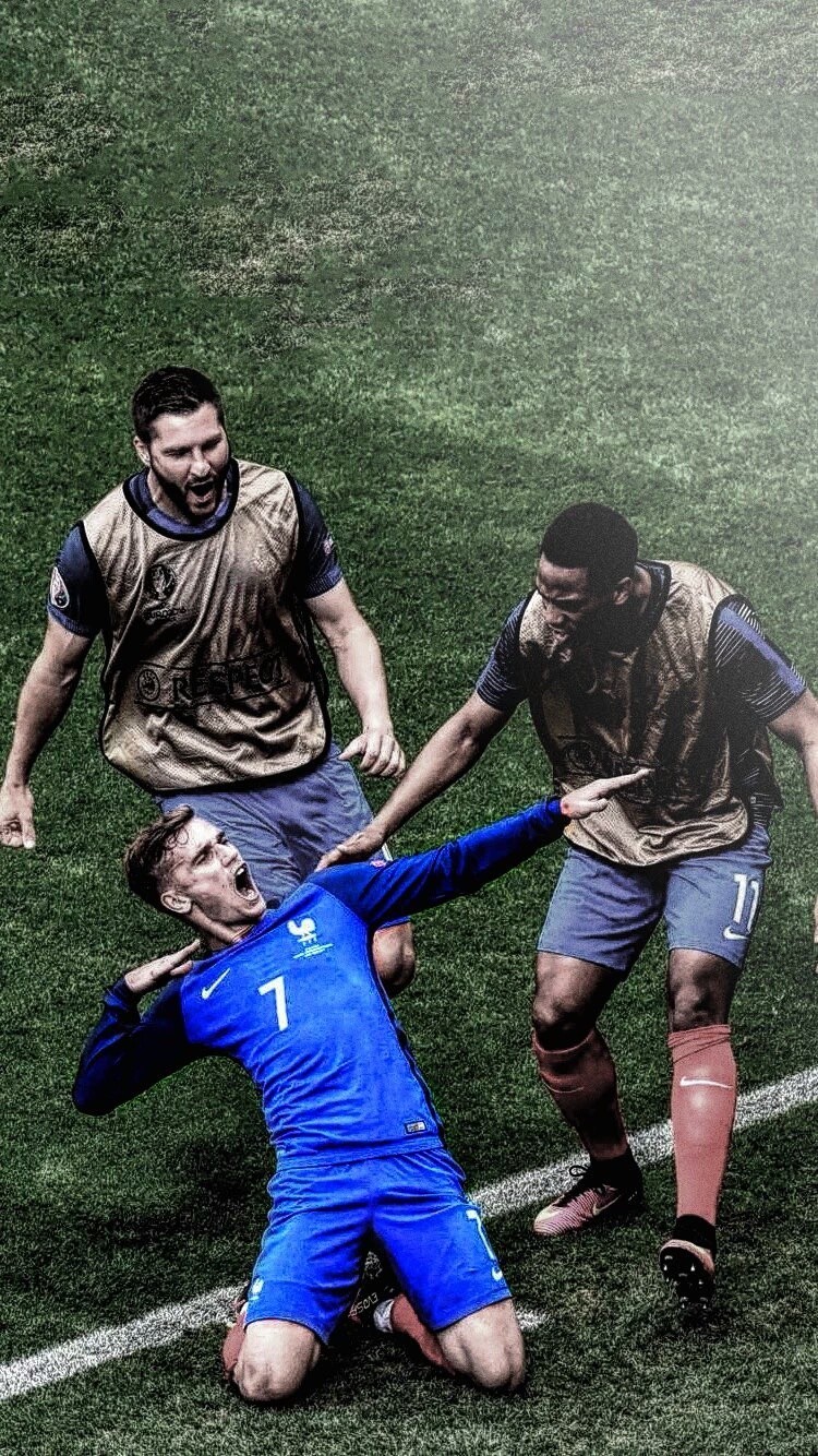 班凯罗获得本赛季首个三双，但魔术仍不敌掘金（班凯罗拿下赛季首个三双，魔术不敌掘金）