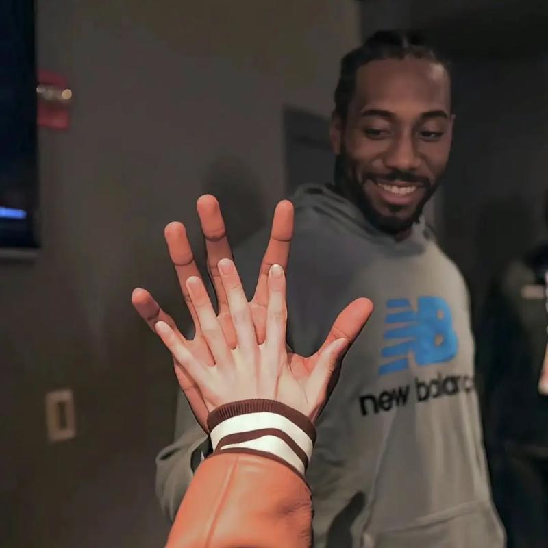 这下真是把足球踢成了艺术（足球踢出了艺术的境界）