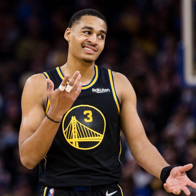 记者：萨拉赫不会随队出征国米，决定由高层和斯洛特共同作出（记者：俱乐部高层与斯洛特共同决定，萨拉赫不随队出征对阵国米）