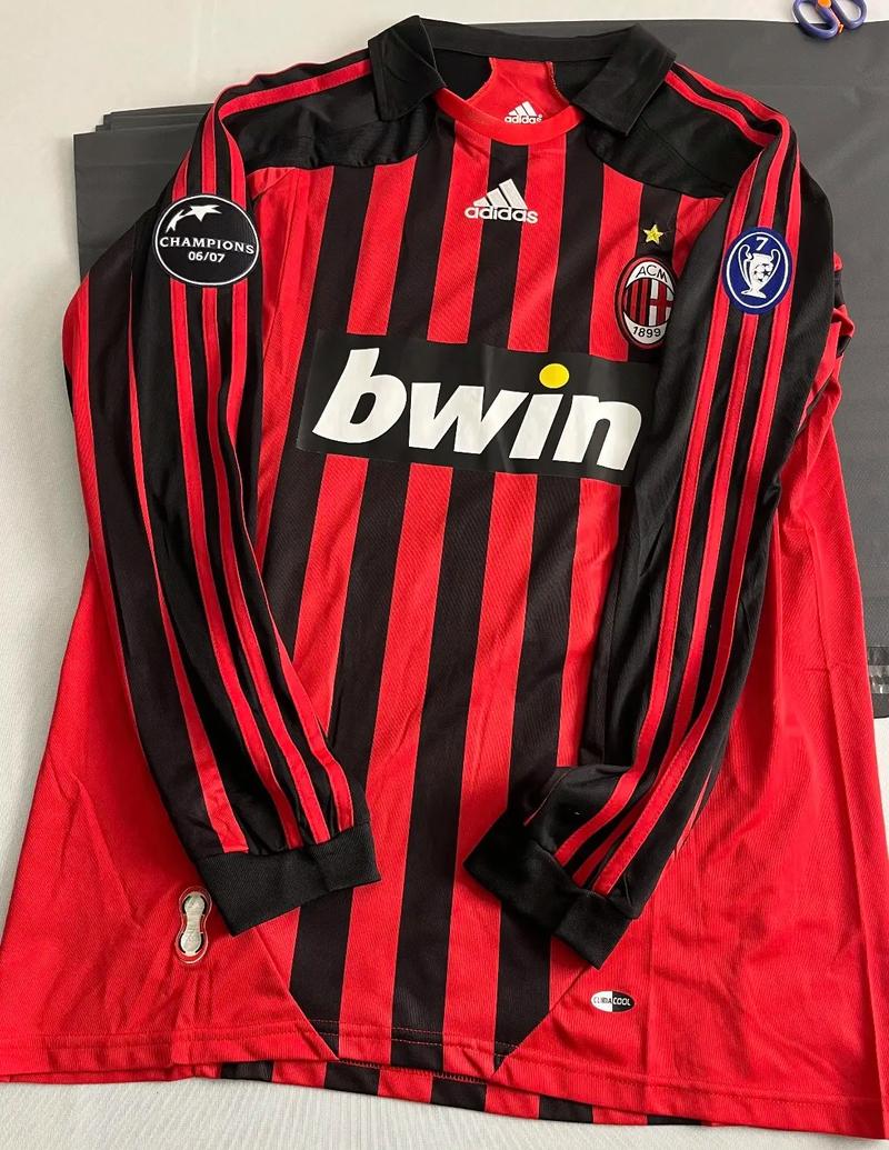 德转列英超不含BIG6球员最贵阵：吉马良斯、托纳利7500万领衔（德转盘点英超非BIG6最贵阵：吉马良斯、托纳利以7500万领衔）