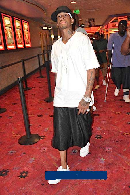 无缘直通世界杯后麦克拉伦辞职，迪尼：他照着稿子念，很虚伪（冲击世界杯直通失败，麦克拉伦请辞；迪尼批其照稿宣读不真诚）