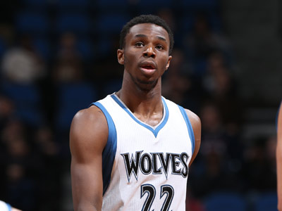 NBA战报：布伦森35分，尼克斯117-101轻取猛龙（NBA综述：布伦森35分，尼克斯117-101击败猛龙）