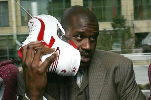 斯洛特头发都愁没了！伤病+停赛，红军VS狼队恐有多达8人缺阵（伤停潮来袭！红军战狼队或缺8将，斯洛特用人犯难）