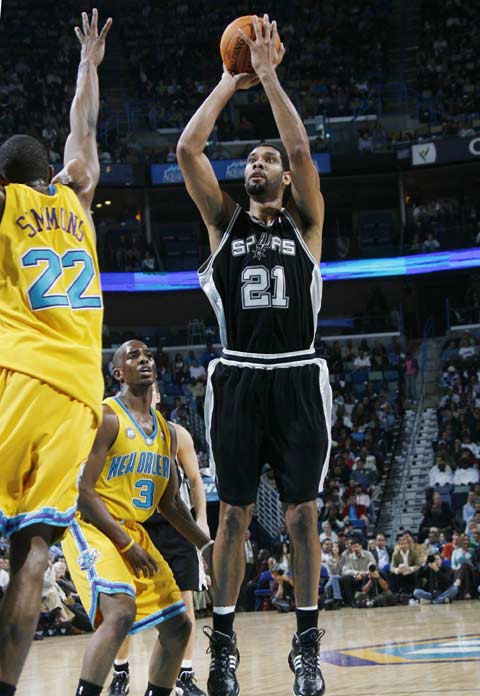 老将替补改变局势，主帅称其不可替代（老将替补力挽狂澜，主帅称其无人可替）