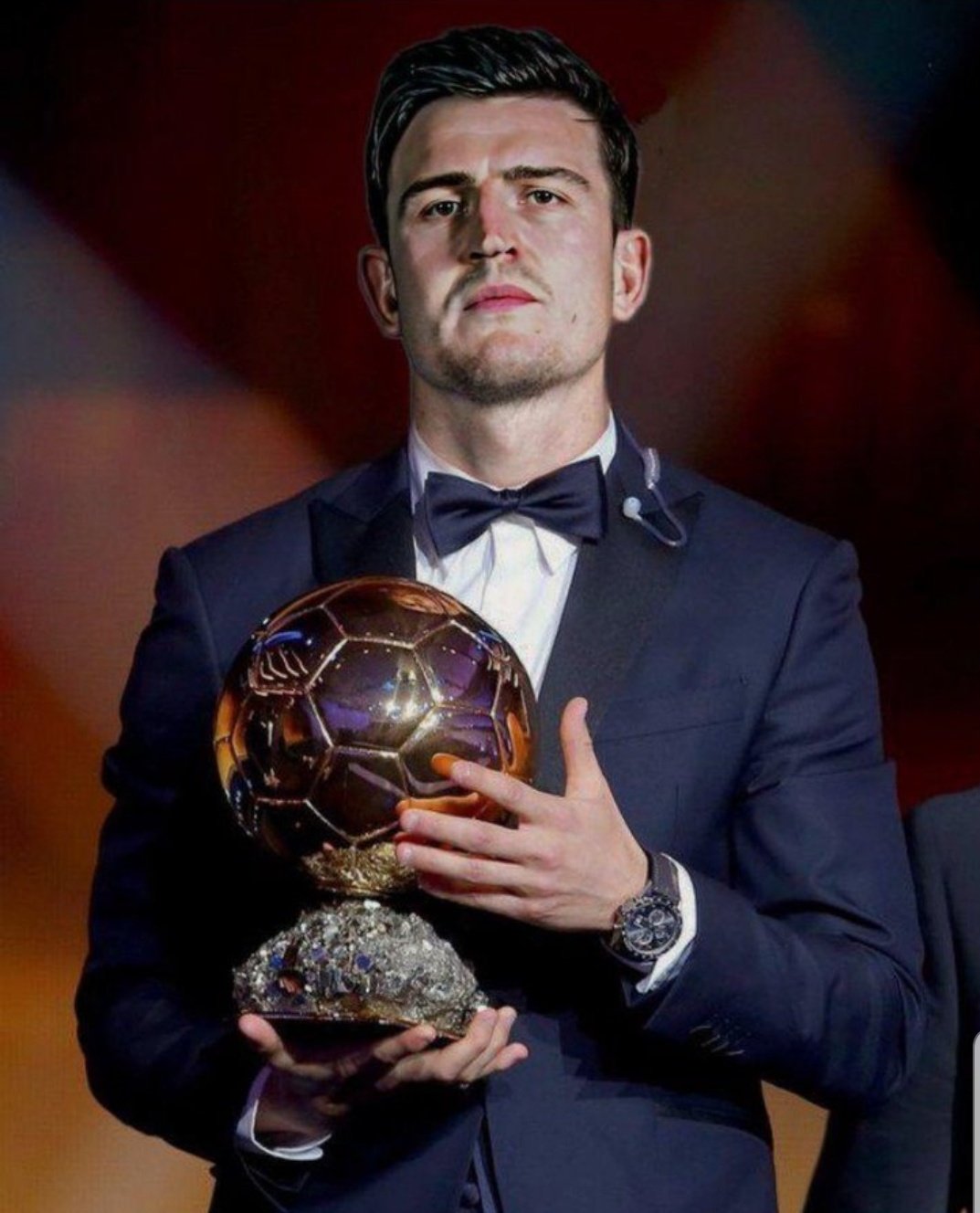 拜仁官方：帕夫洛维奇、比朔夫因身体不适缺战海登海姆（拜仁官宣：帕夫洛维奇、比朔夫因身体不适缺席与海登海姆之战）