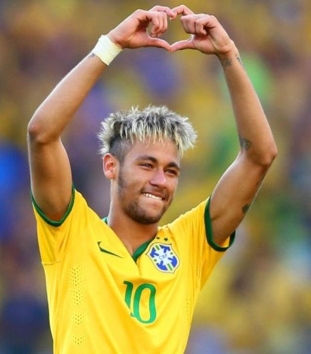 CBA比赛精彩瞬间：深圳队绝杀辽宁（CBA高光时刻：深圳队压哨绝杀辽宁）