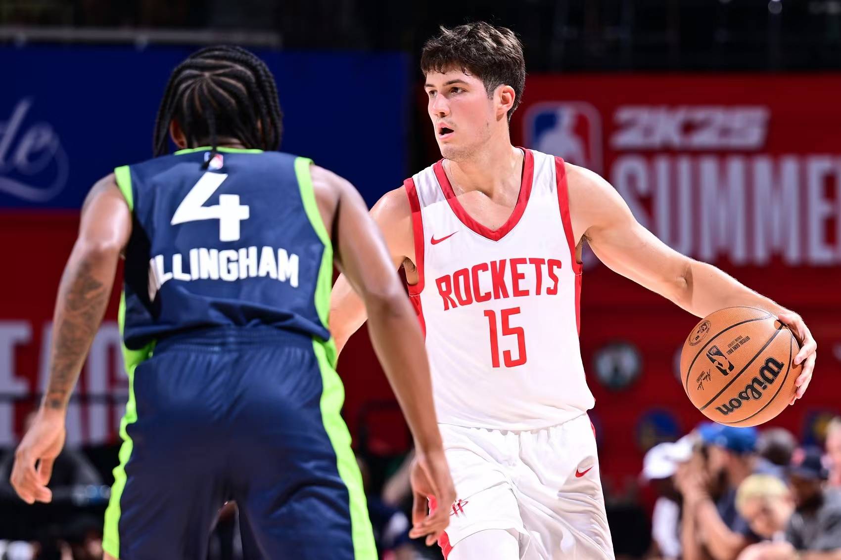 许尔勒：踢球的各种要求让我觉得不是我的生活，所以选择退役（许尔勒：足球的种种要求让我觉得这不是我想要的生活，因而选择退役）