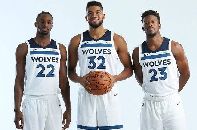 曼晚预测曼城首发：特拉福德首发门将，小将姆卡萨代替哈兰德（曼晚看好曼城首发：特拉福德守门，小将姆卡萨顶替哈兰德）